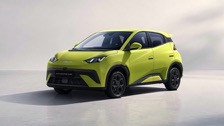 byd_dolphin_surf_2025-01.jpg