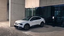 citroen_e-c4_x_2022-08.jpg