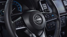 nissan_leaf_2022-21.jpg