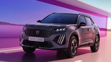 peugeot_e-2008_2023-01.jpg