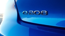 peugeot_e-208_2021-30.jpg