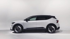 renault_scenic_e-tech_ev_2024-08.jpg