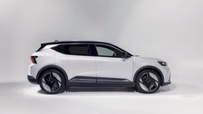 renault_scenic_e-tech_ev_2024-09.jpg