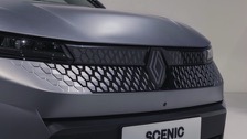 renault_scenic_e-tech_ev_2024-37.jpg