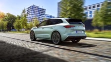 skoda_enyaq_iv_2023-11.jpg