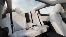 tesla_model_3_2023-08.jpg