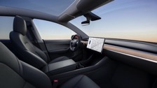 tesla_model_y_2022-05.jpg