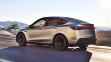 tesla_model_y_2025-02.jpg