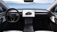 tesla_model_y_2025-19.jpg