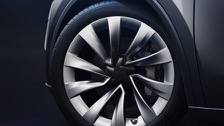 tesla_model_y_2025-28.jpg