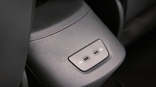 volkswagen_id3_2023-25.jpg